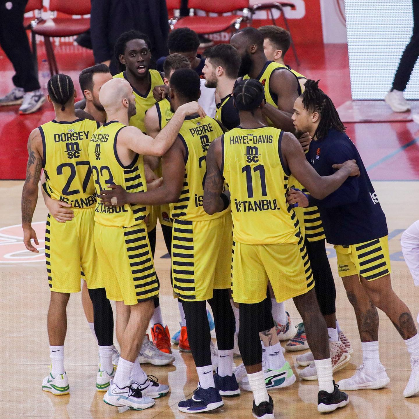 状态一般！阿夫迪亚14中7得到17分7板7助5失误5犯规（发挥平平：阿夫迪亚14投7中拿下17分7篮板7助攻，出现5失误5犯规）