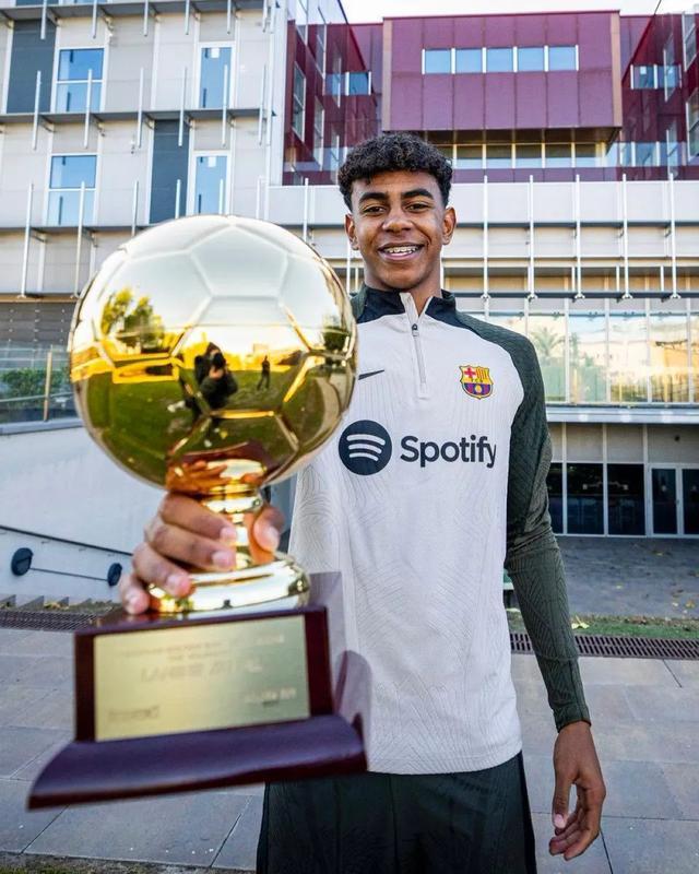 足协杯决赛，北京国安主帅拉米罗选择带球队核心球员...（足协杯决战，国安主帅拉米罗将率核心阵容出战）