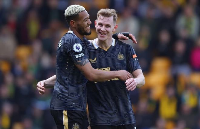 14球追平J马，迪亚斯成为欧冠进球最多的哥伦比亚球员（欧冠14球！迪亚斯追平J马，登顶哥伦比亚头号射手）