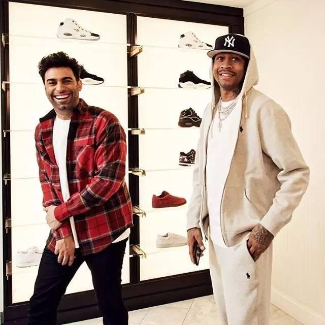 剑南春丨拜仁2-2柏林联，凯恩头球绝平+送礼，迪亚斯零度角（剑南春丨拜仁2-2柏林联：凯恩头槌压哨扳平亦有失误，迪亚斯零角度破门）