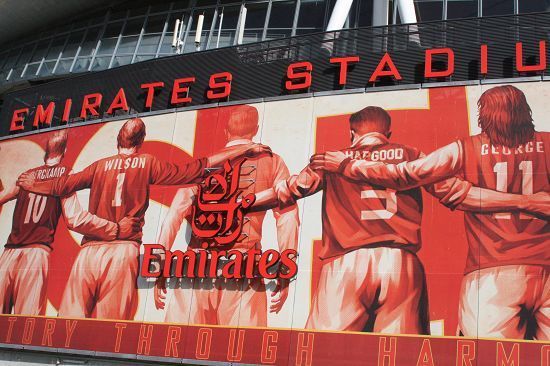 拿日本战犯照片！三笘薰8天仍未道歉，足球游戏怒了：删除，价值归零（日本战犯照风波持续：三笘薰8天未道歉，足球游戏下架清零）